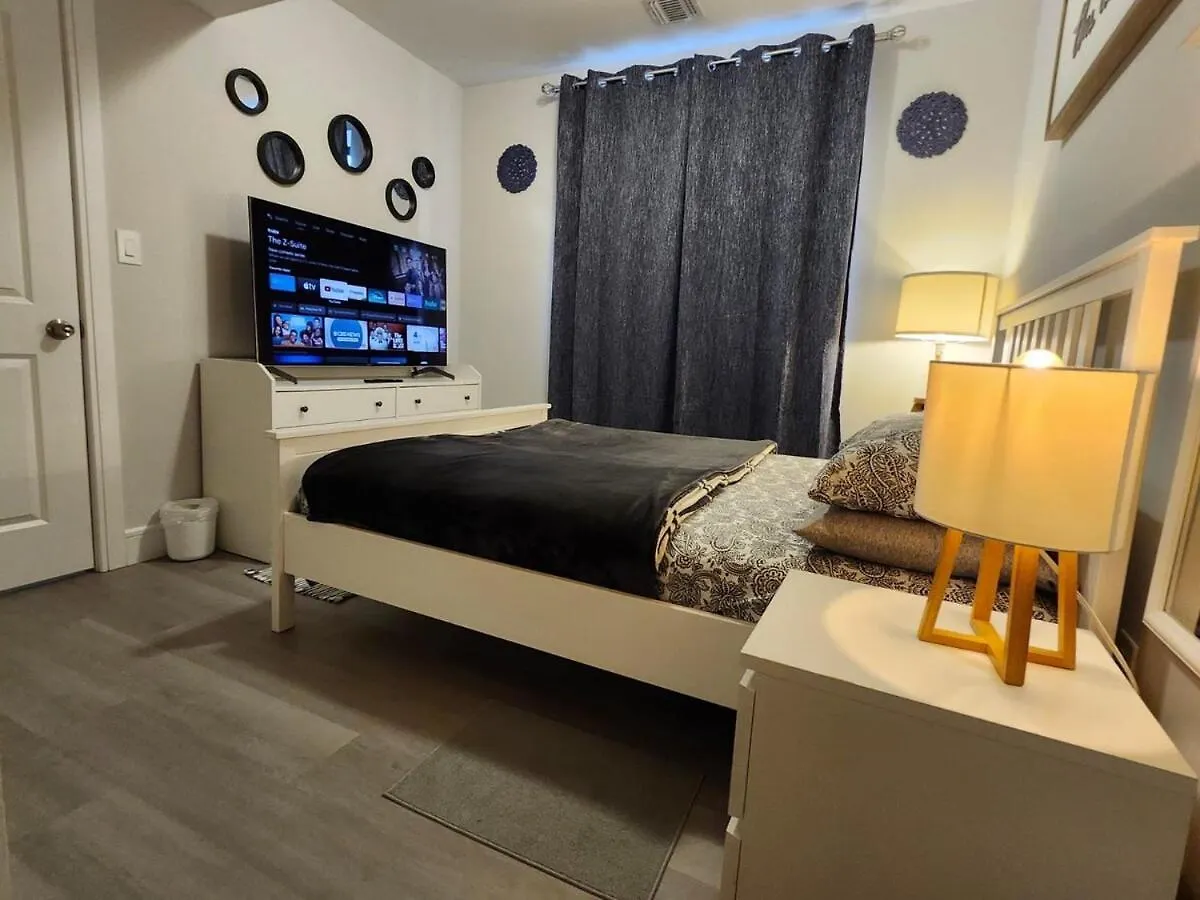 Comfy, Cozy, Affordable And Private - Free Parking Apartment New York
